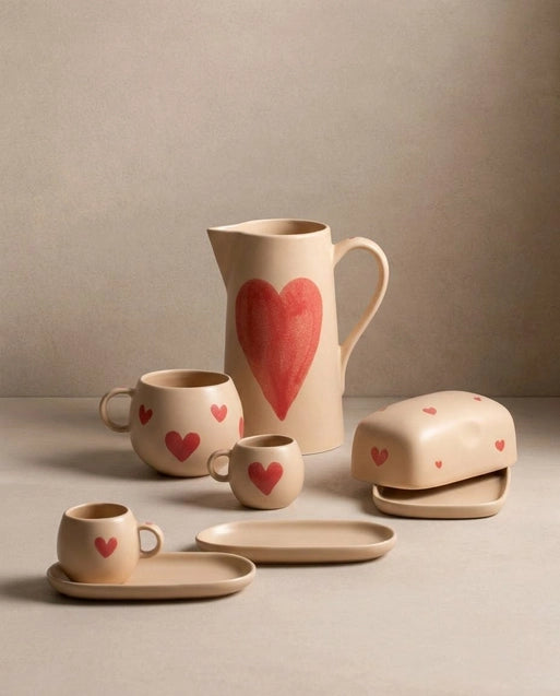 Steingut Tasse Herz 500 ml