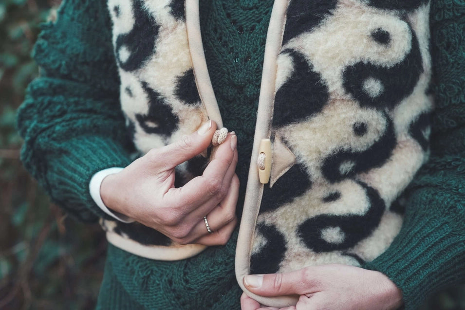 Wollweste kurz Yin Yang